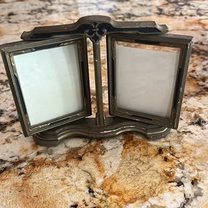 Vintage photo frame. Base and 2 frames. Swivel. Glass. See photos.
